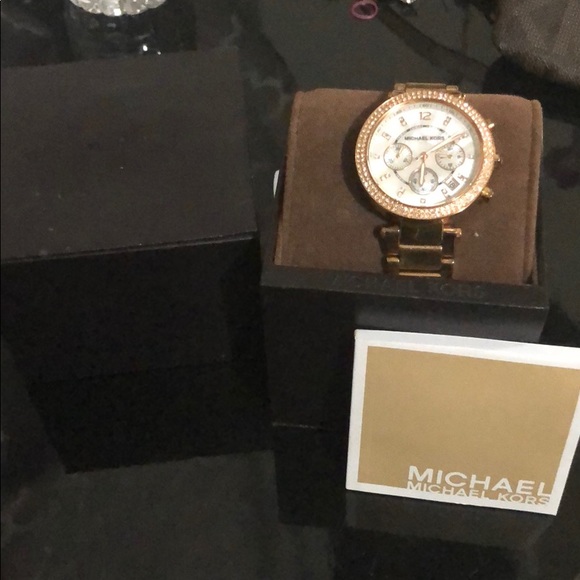MK watch - Picture 1 of 2